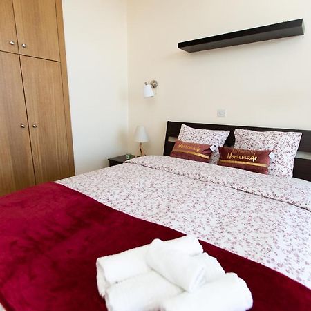 Promenade Seaview Heaven Apartment Larnaca Exterior photo